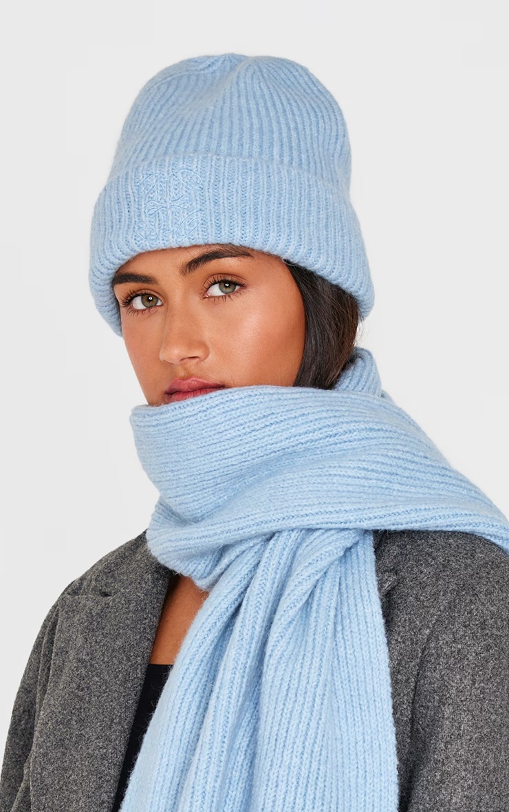 PRETTYLITTLETHING Blue Rib Logo Beanie