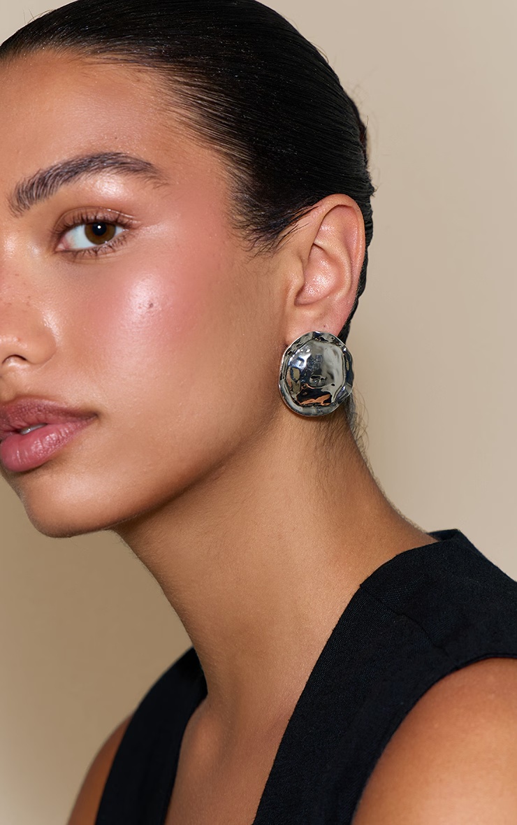 Silver Hammered Circular Earrings