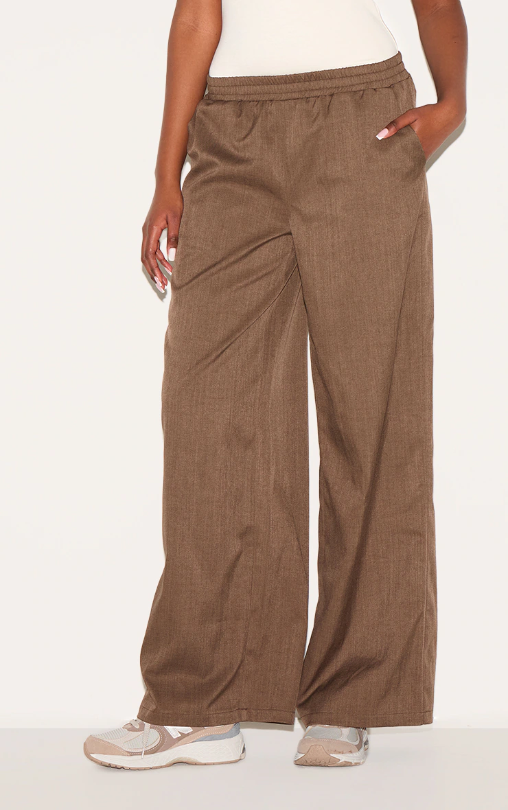 Deep Chocolate Woven Elasticated Waist Wide Leg Trousers 1 Deep Chocolate Woven Elasticated Waist Wide Leg Trousers