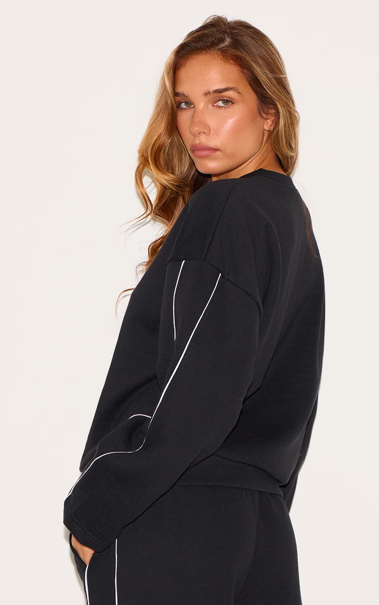 Black Contrast Piping Detail Sweatshirt 2 Black Contrast Piping Detail Sweatshirt